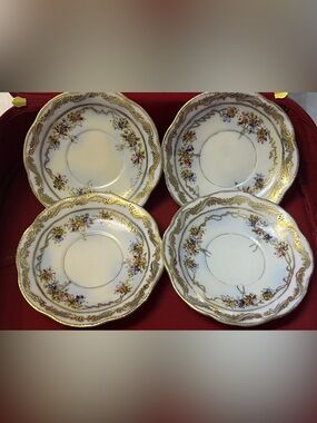 🛍️5 FOR $20 🛍️ Elegant Gold-Trim Floral Porcelain Dessert Plates